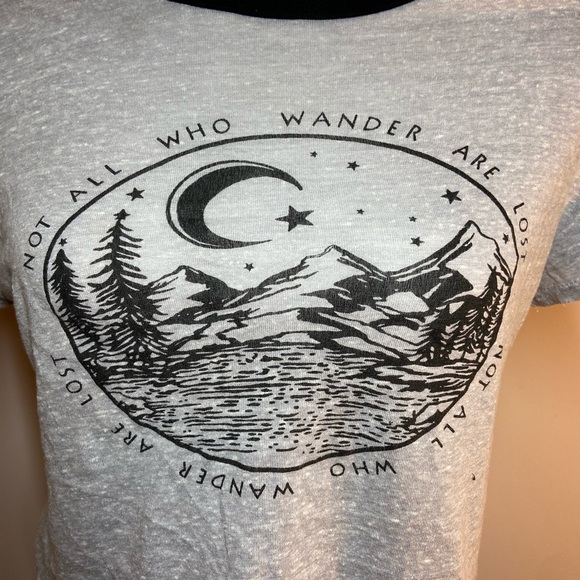 Grey Graphic Crop Top - Picture 5 of 5